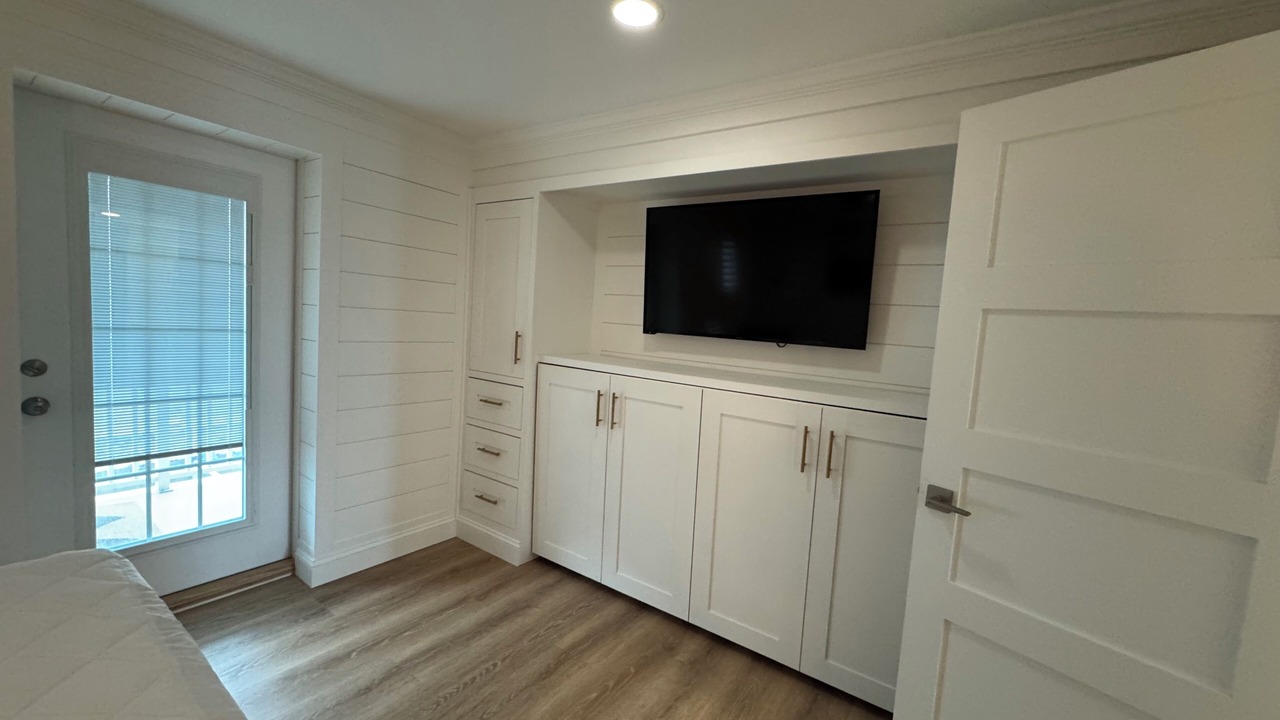 Photo of Bedroom in Avalon