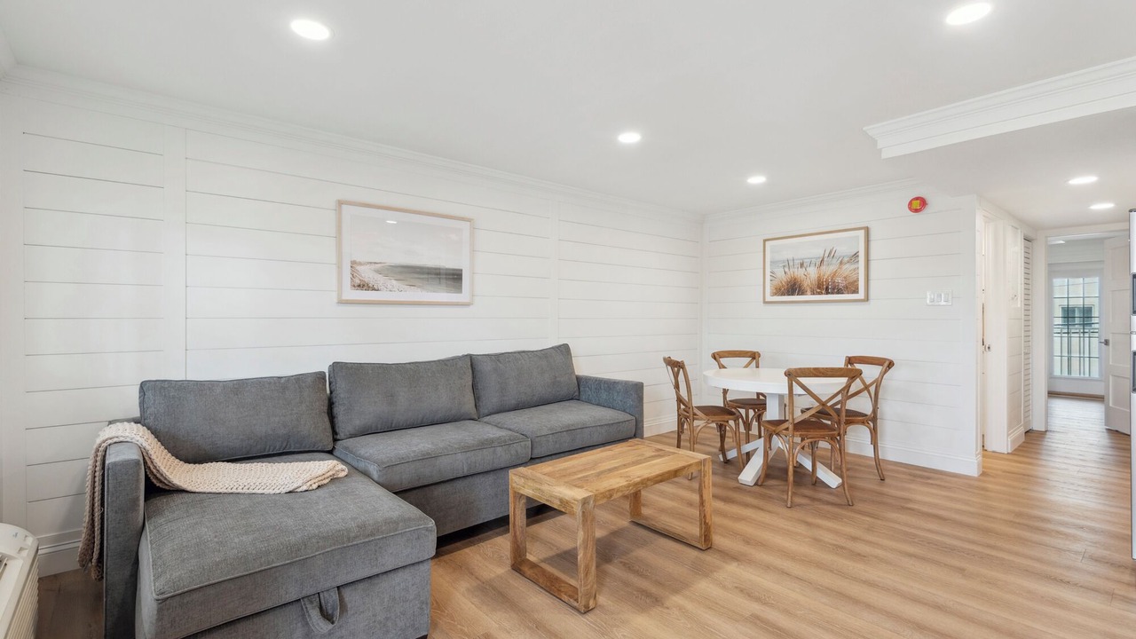 Photo of Livingroom in Avalon