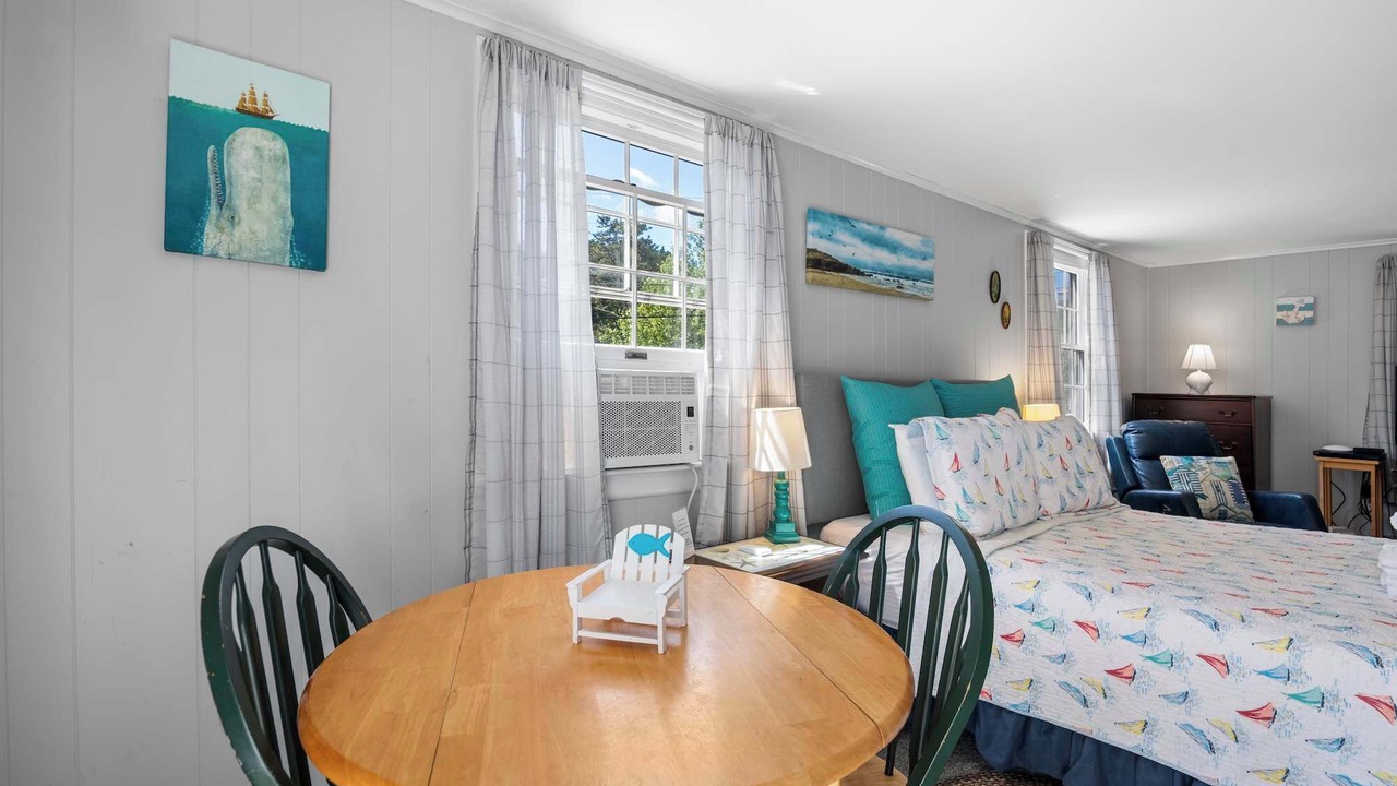 Photo of Bedroom in East Orleans