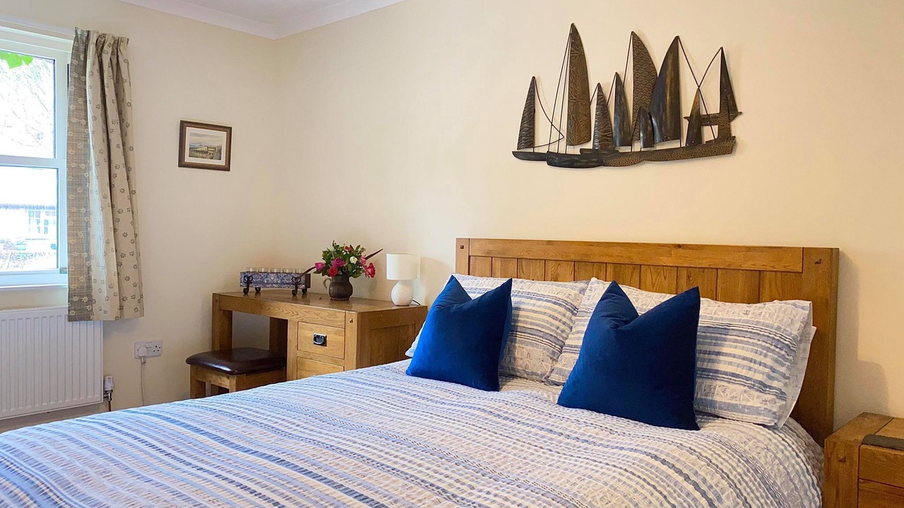 Photo of Bedroom in Solva