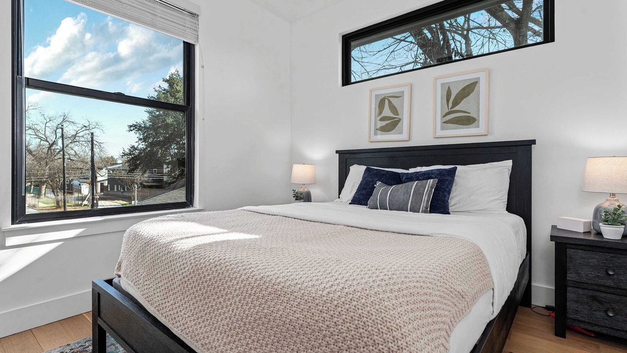 Photo of Bedroom in Govalle