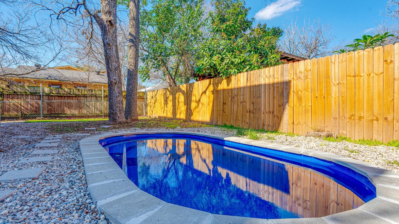Photo of Outdoor in Govalle