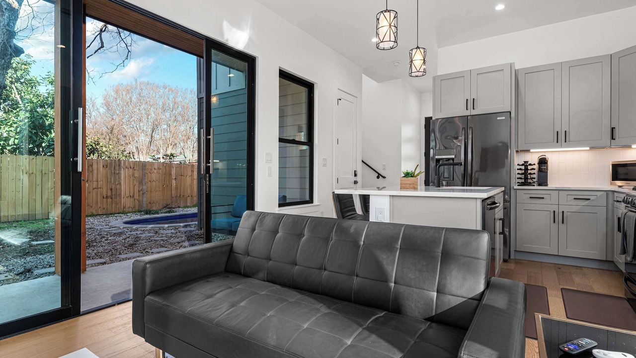Photo of Livingroom in Govalle