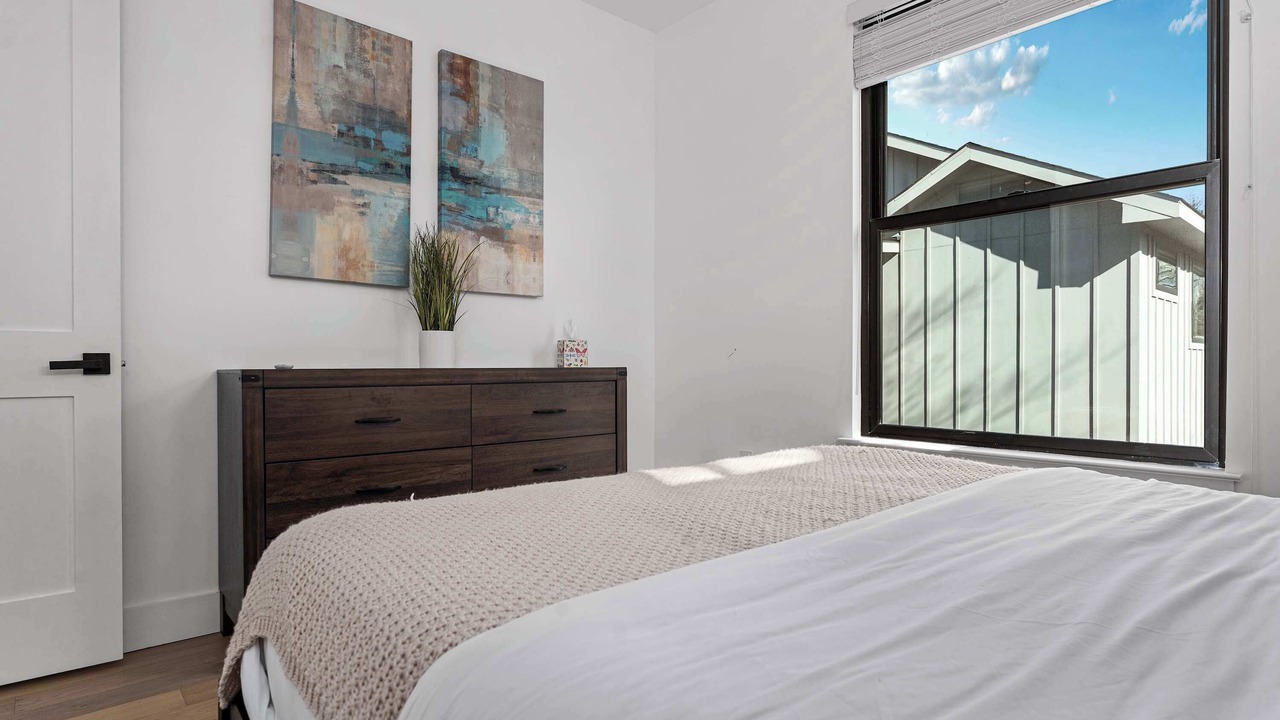 Photo of Bedroom in Govalle