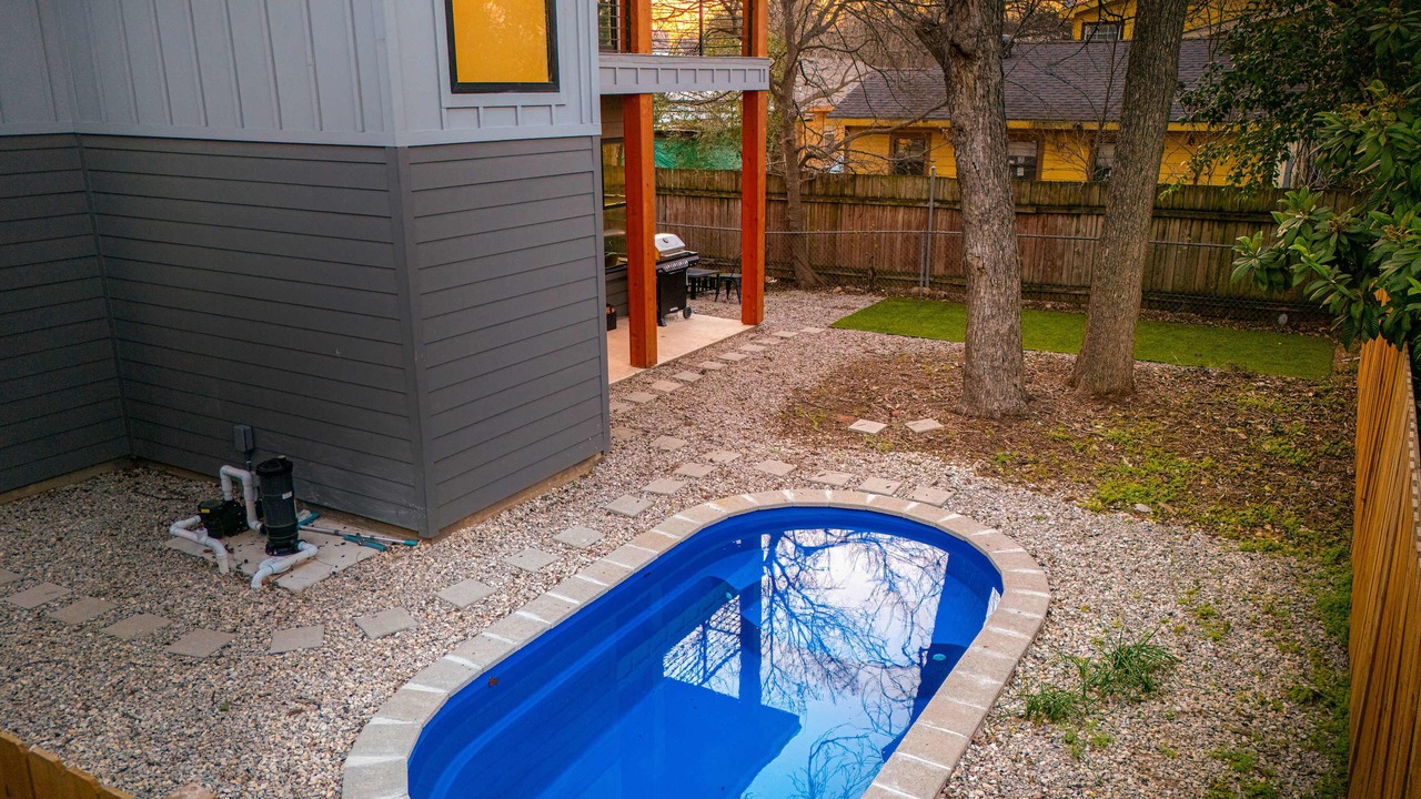 Photo of Outdoor in Govalle