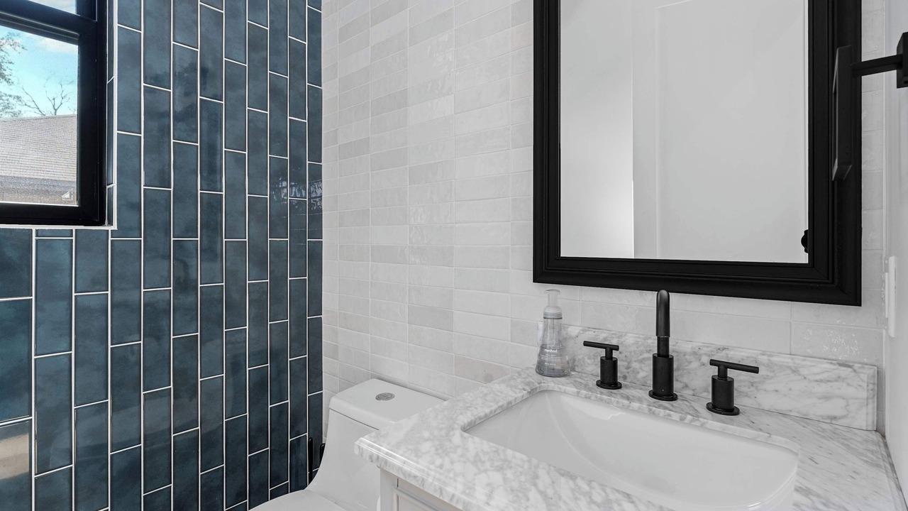 Photo of Bathroom in Govalle