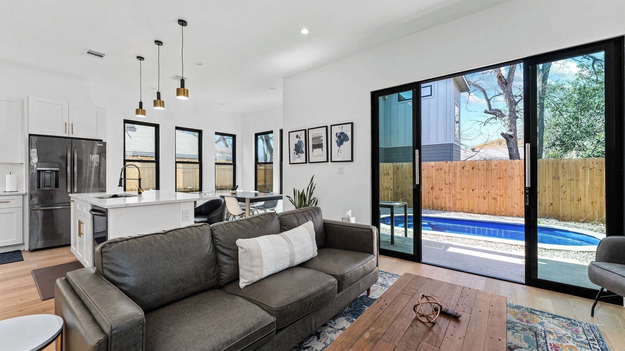 Photo of Livingroom in Govalle