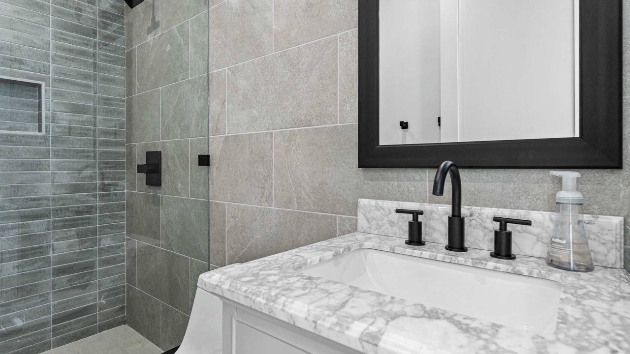 Photo of Bathroom in Govalle