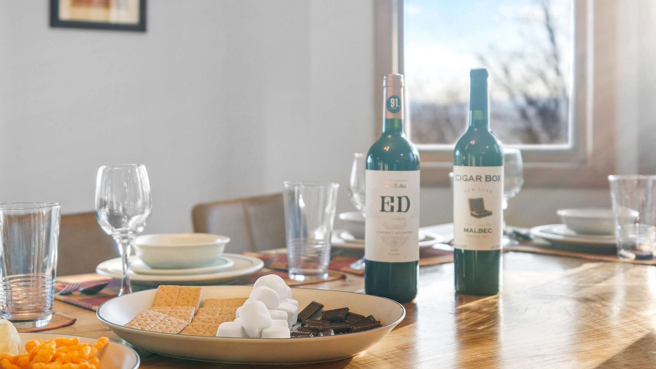 Photo of Others in Jonas