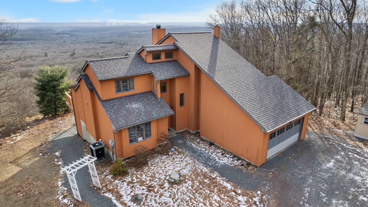 Photo of Others in Jonas