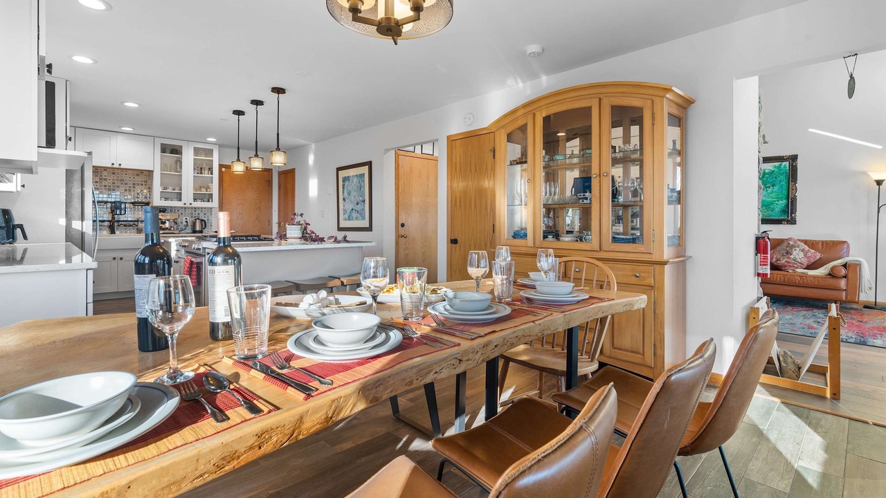 Photo of Others in Jonas