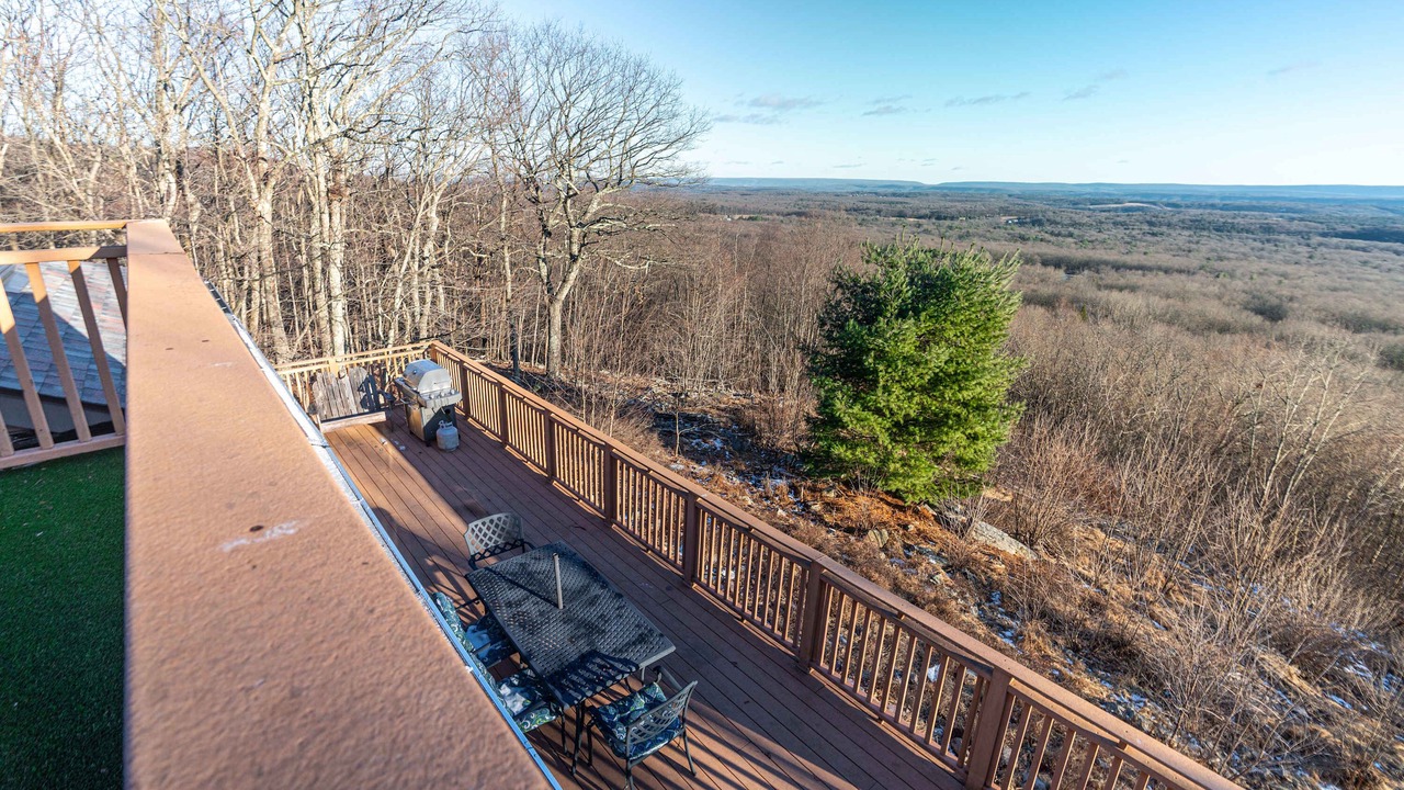 Photo of Others in Jonas