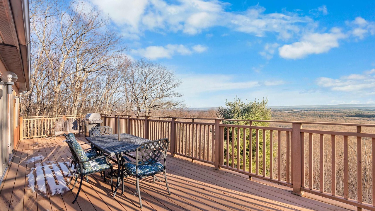 Photo of Others in Jonas