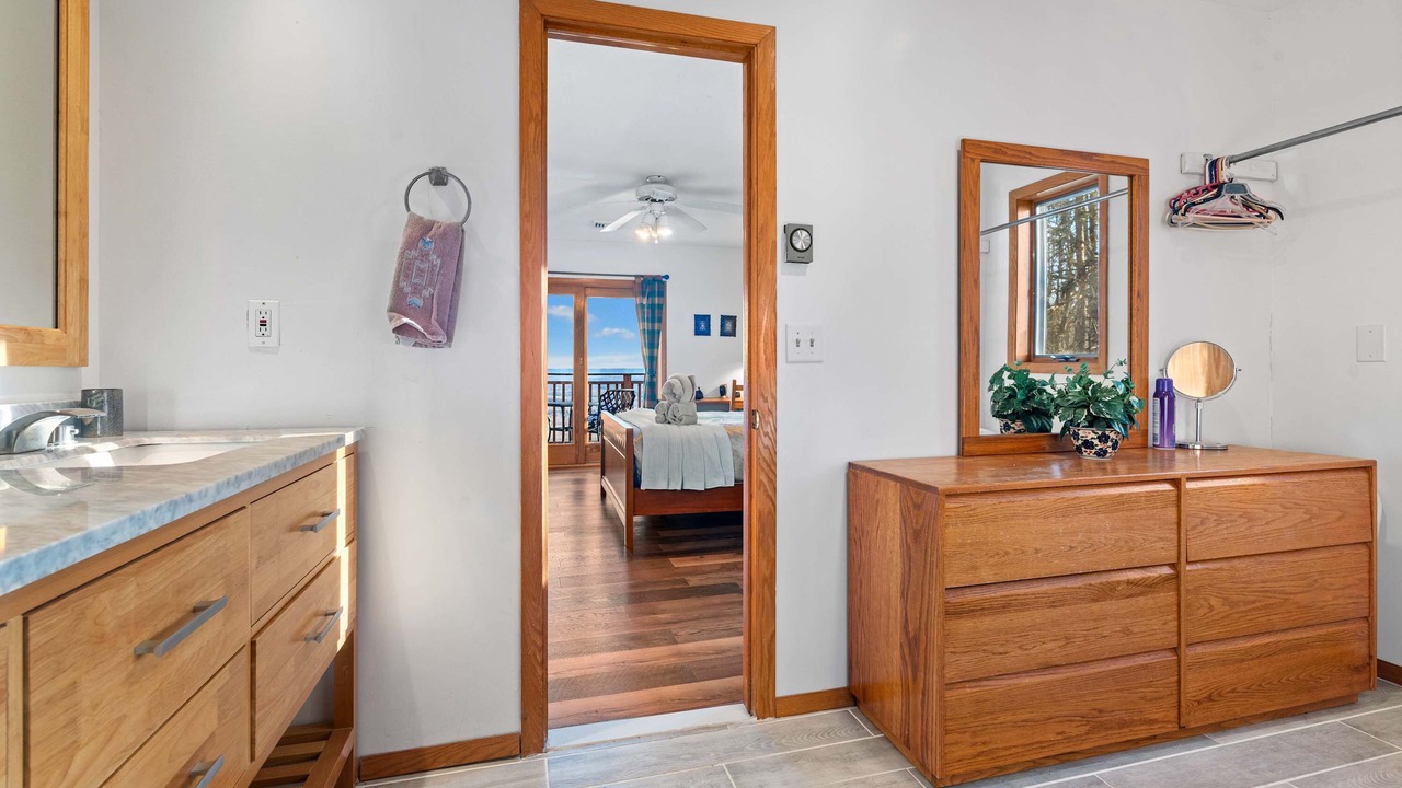 Photo of Bedroom in Jonas