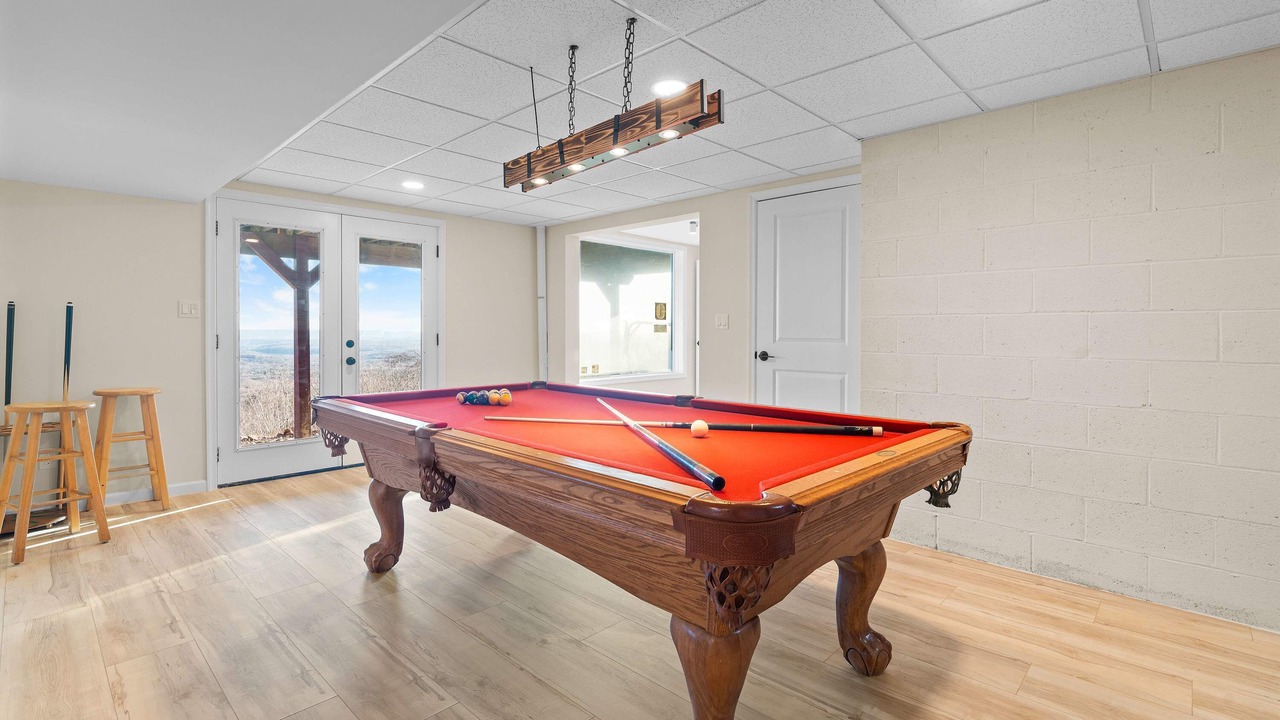 Photo of Others in Jonas