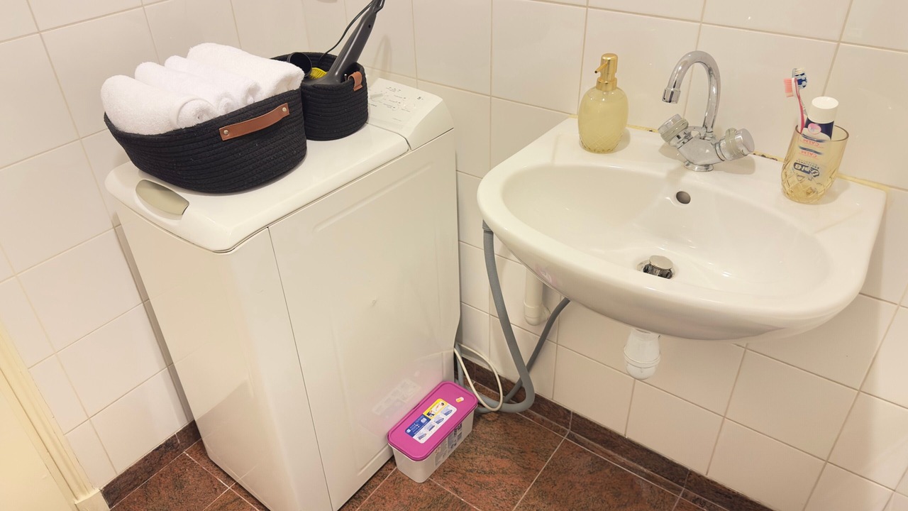 Photo of Bathroom in Drancy Centre