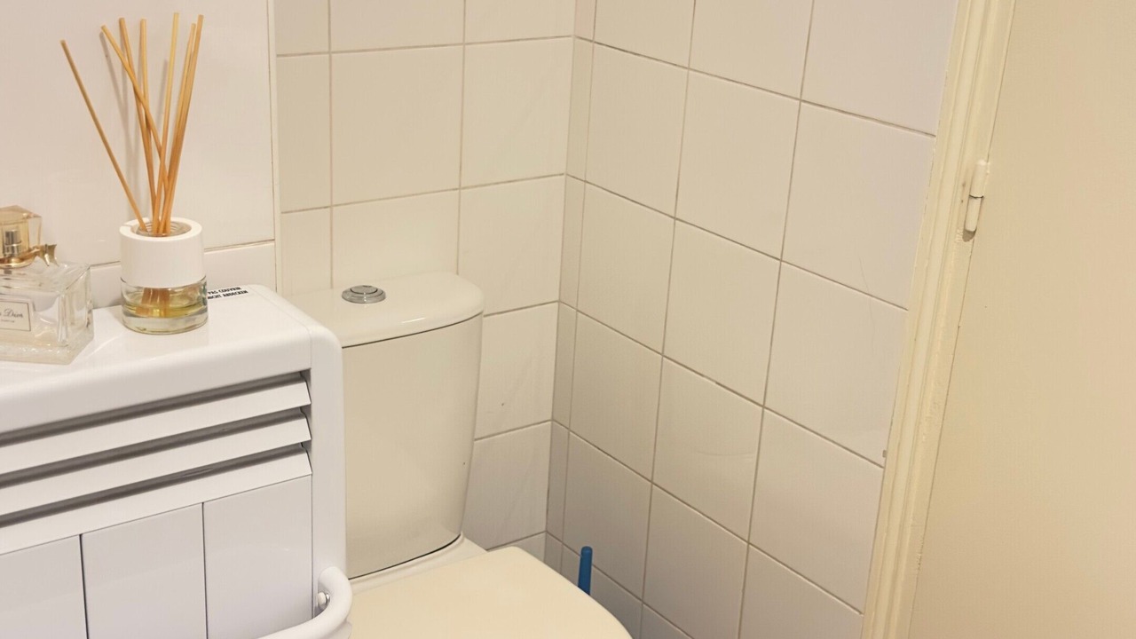 Photo of Bathroom in Drancy Centre