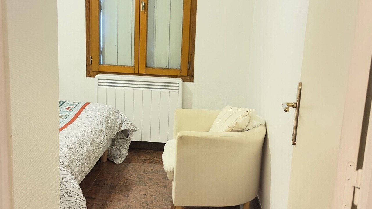 Photo of Bedroom in Drancy Centre