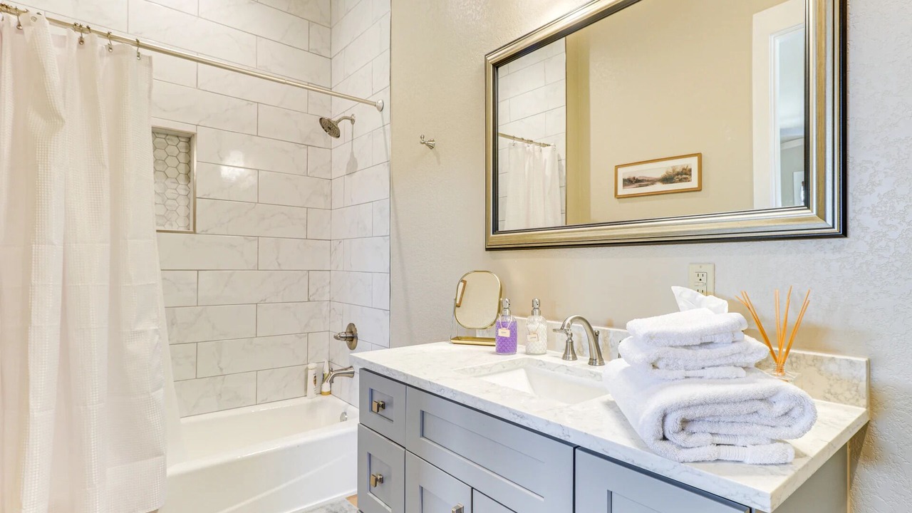 Photo of Bathroom in Goldthwaite