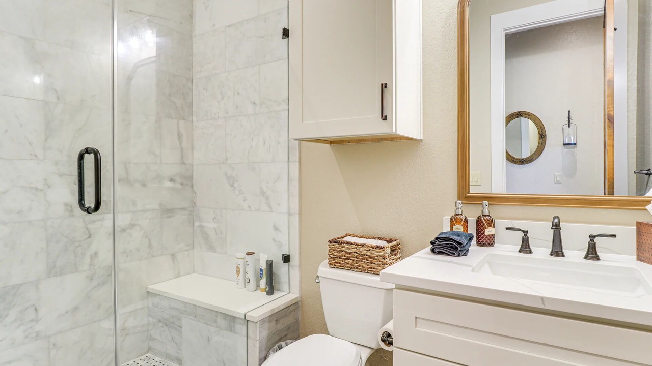 Photo of Bathroom in Goldthwaite