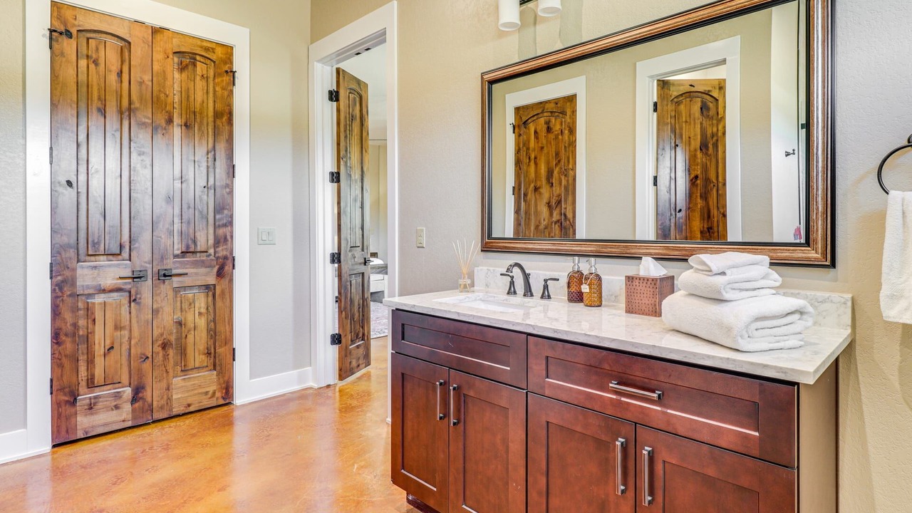 Photo of Bathroom in Goldthwaite