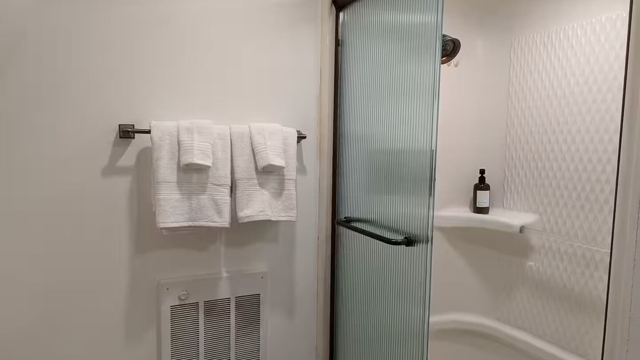 Photo of Bathroom in Harveys Lake
