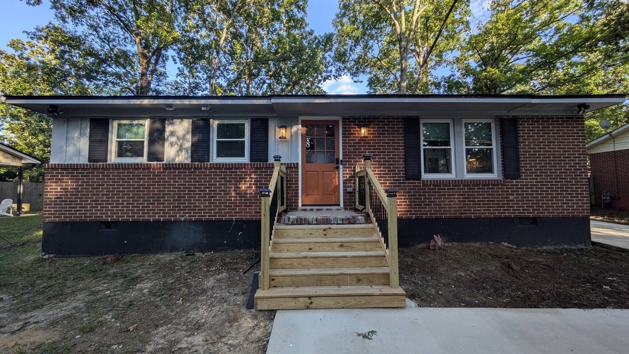 Photo of Others in Mount Berry