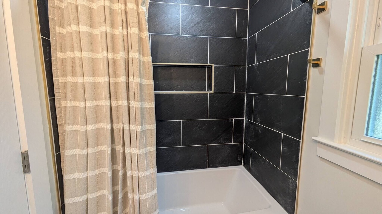 Photo of Bathroom in Mount Berry