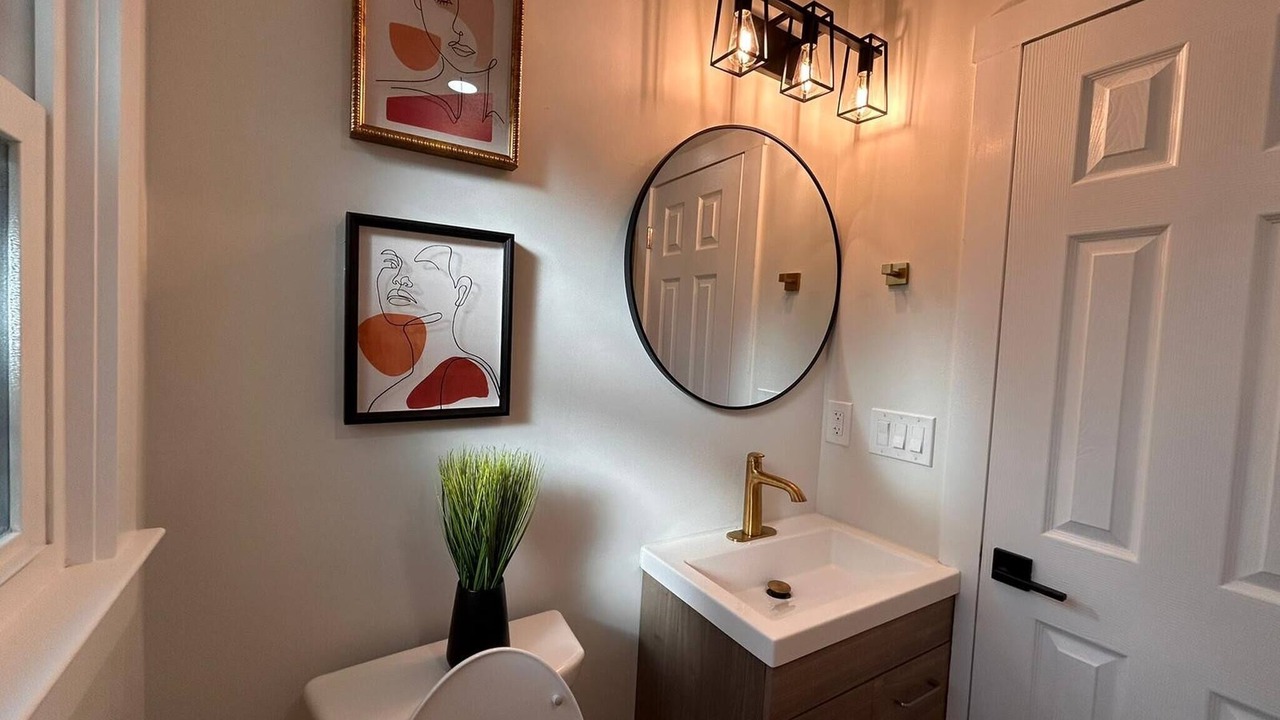 Photo of Bathroom in Mount Berry