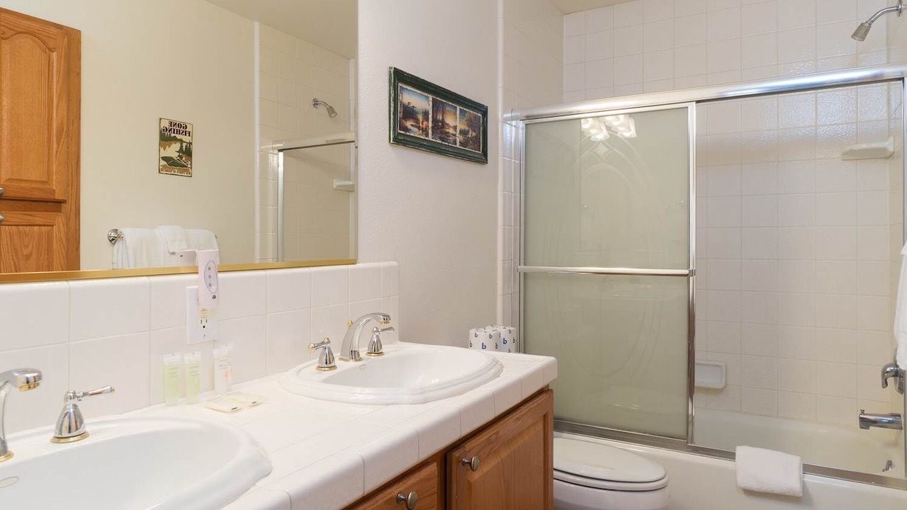 Photo of Bathroom in Tahoe Valley