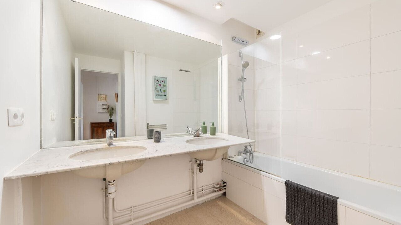 Photo of Bathroom in Saint-Thomas-d'Aquin