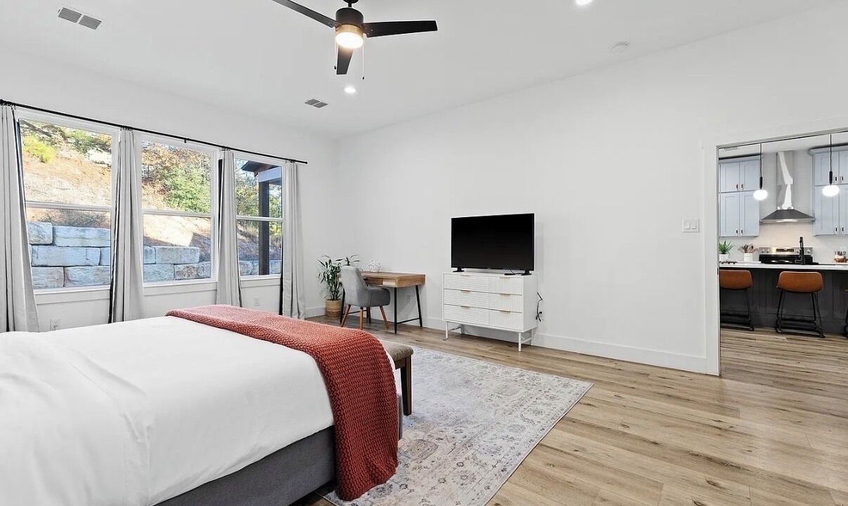 Photo of Bedroom in Bastrop