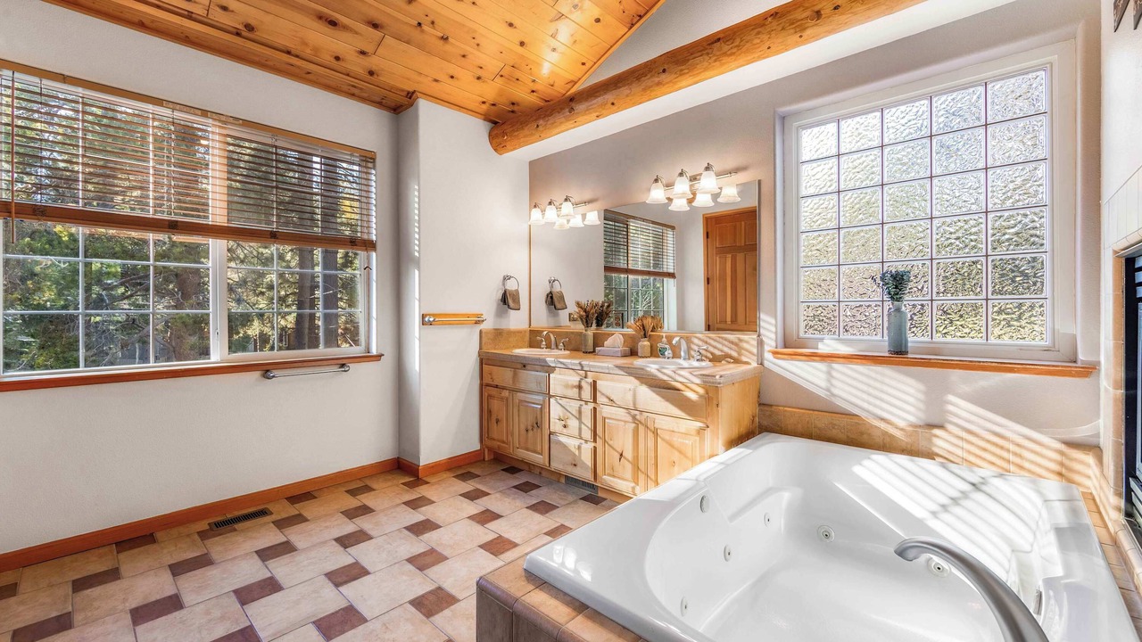Photo of Bathroom in North Upper Truckee