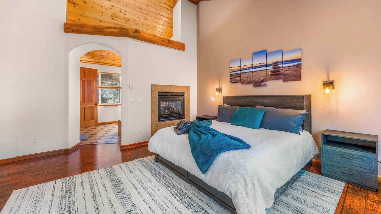 Photo of Livingroom in North Upper Truckee