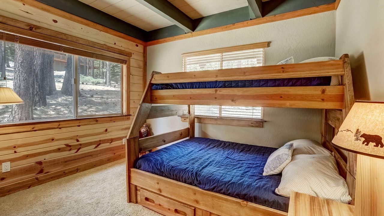 Photo of Bedroom in North Upper Truckee