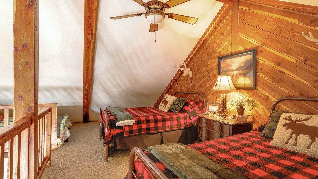Photo of Bedroom in Greers Ferry