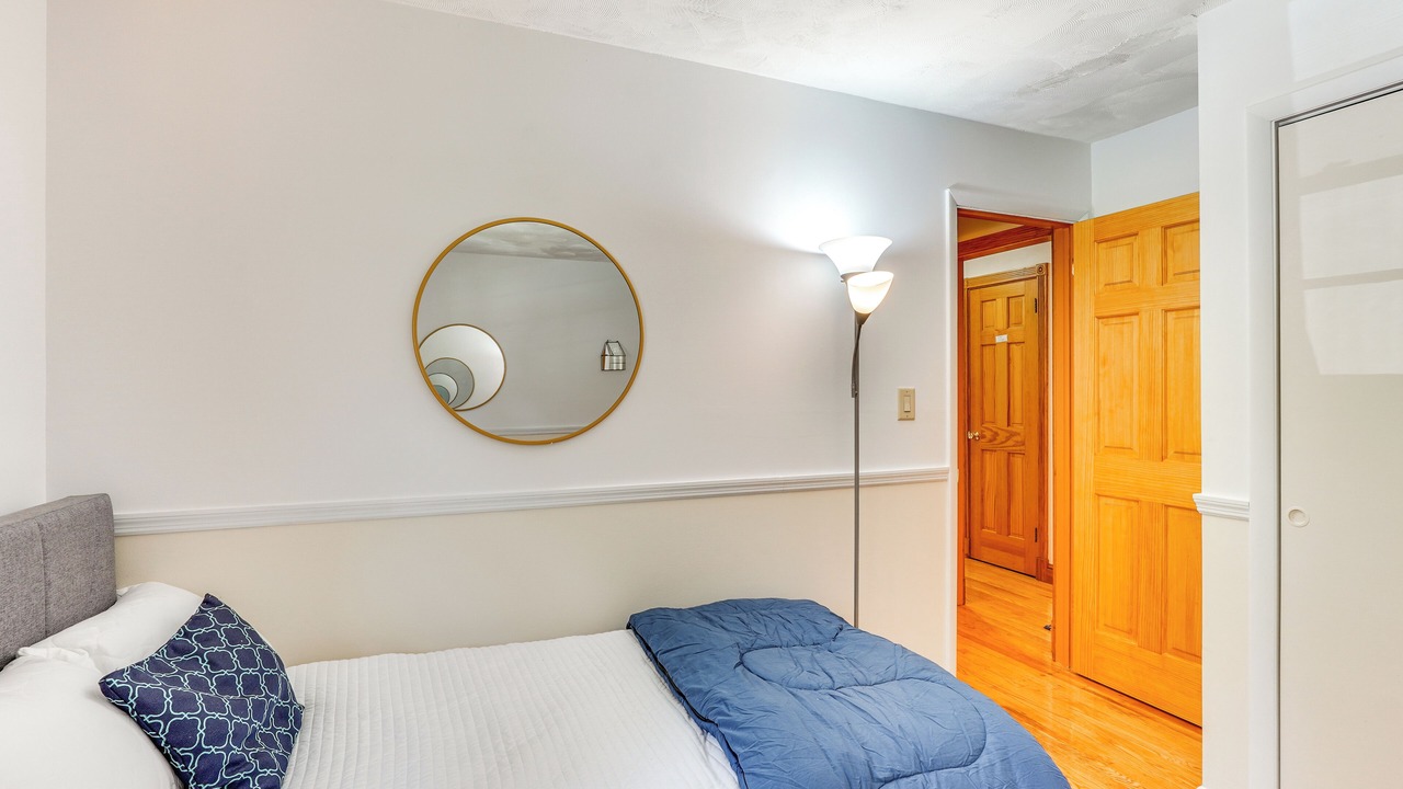 Photo of Bedroom in Parksville