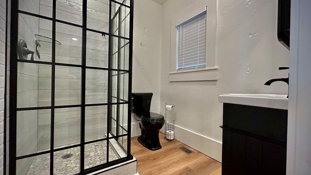 Photo of Bathroom in Sherman