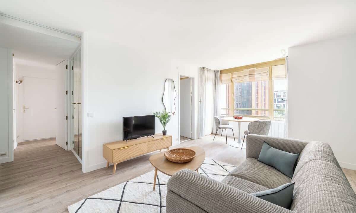 Photo of Livingroom in Levallois-Perret
