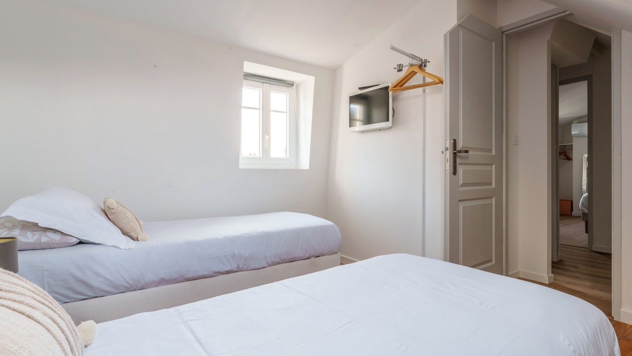 Photo of Bedroom in Tours City Centre