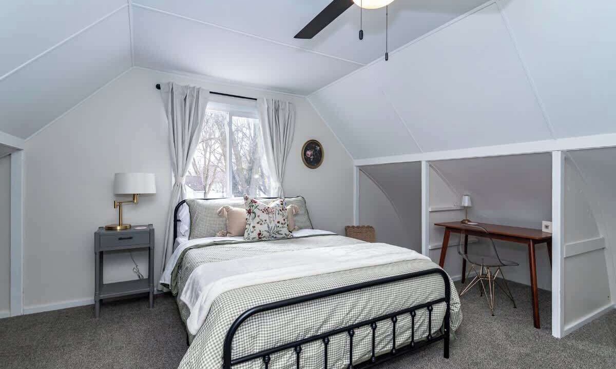 Photo of Bedroom in Ames