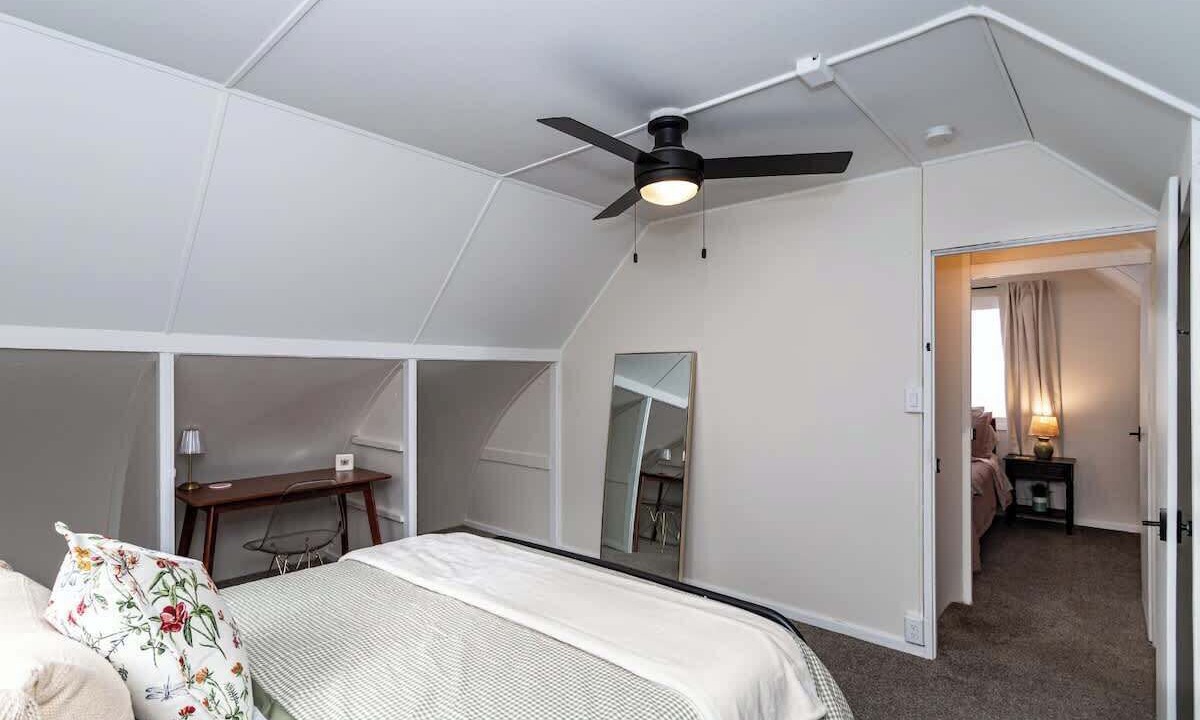 Photo of Bedroom in Ames