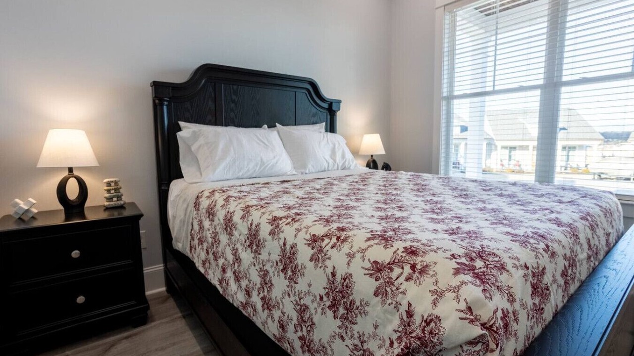 Photo of Bedroom in Greenwood