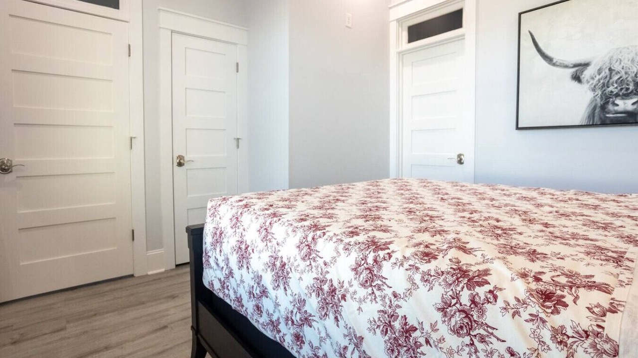 Photo of Bedroom in Greenwood