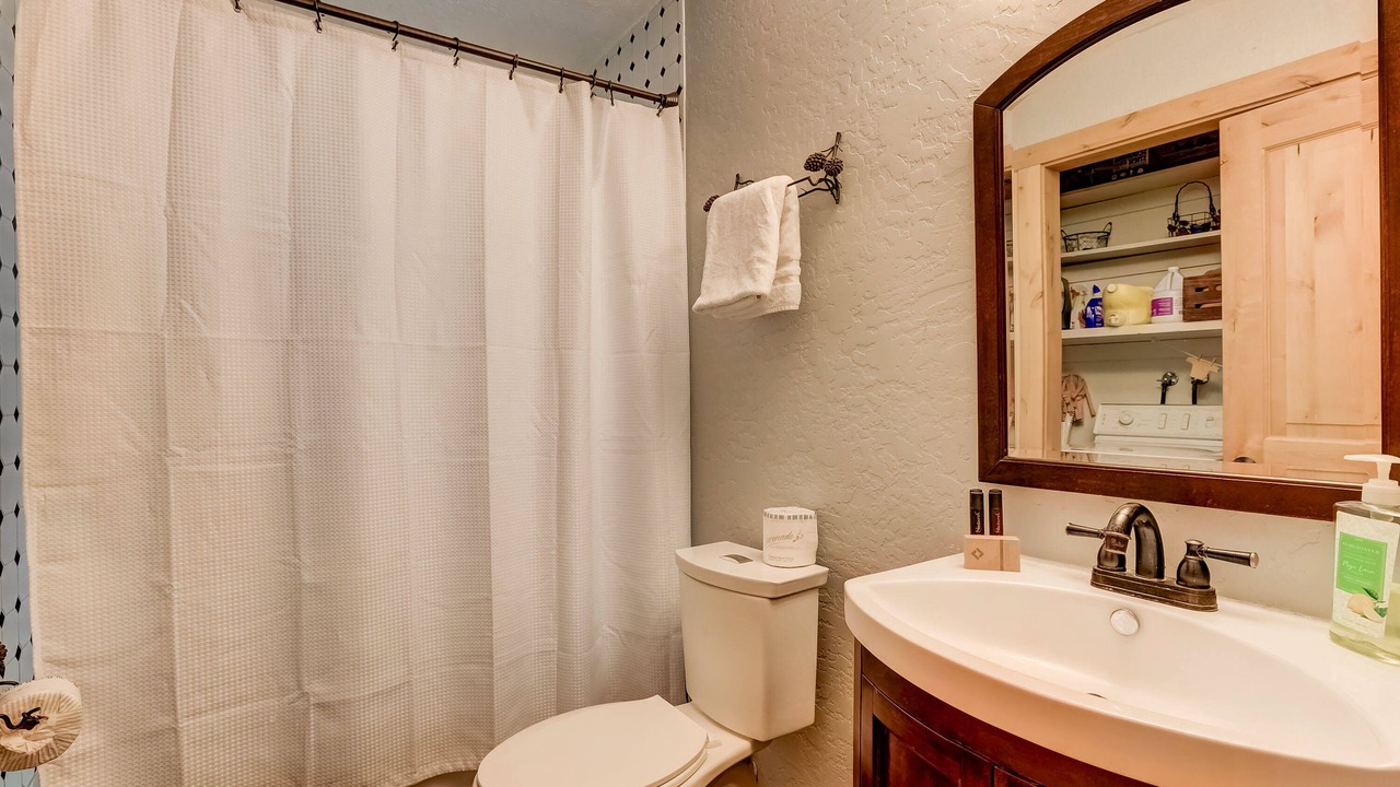 Photo of Bathroom in North Upper Truckee