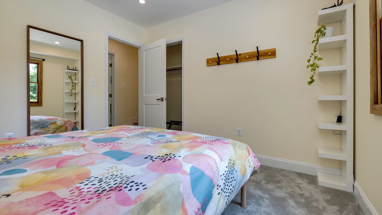 Photo of Bedroom in Luray