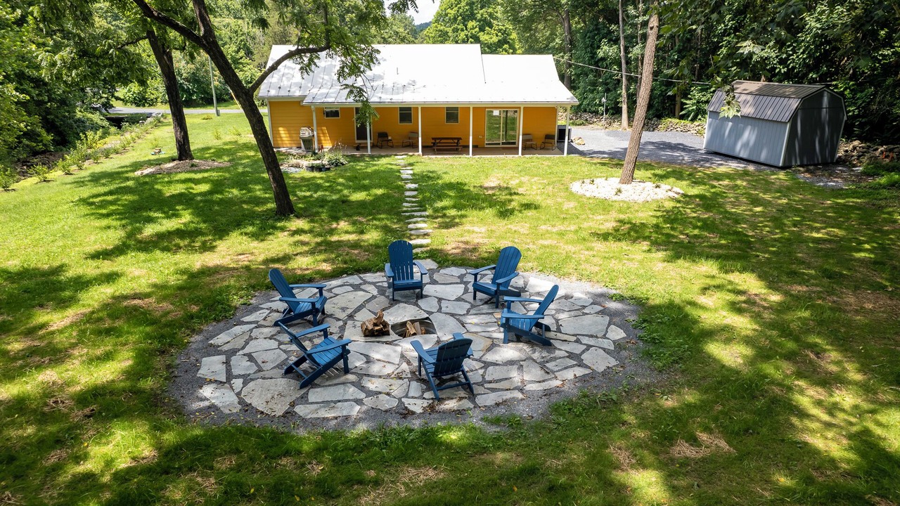 Photo of Patio Balcony in Luray