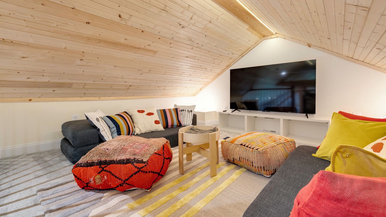 Photo of Livingroom in Luray