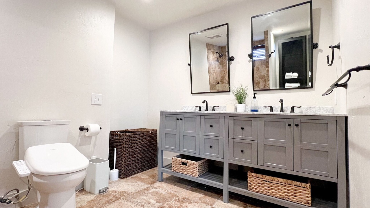 Photo of Bathroom in Little Forest Hills
