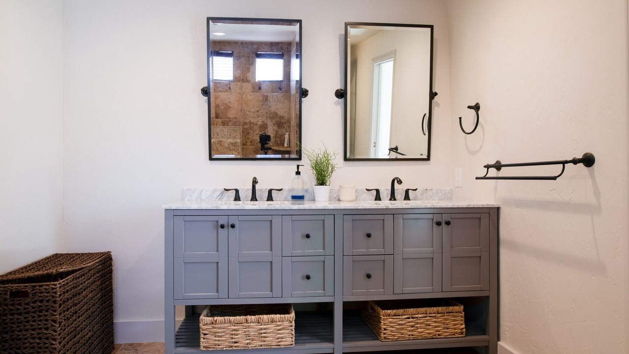 Photo of Bathroom in Little Forest Hills